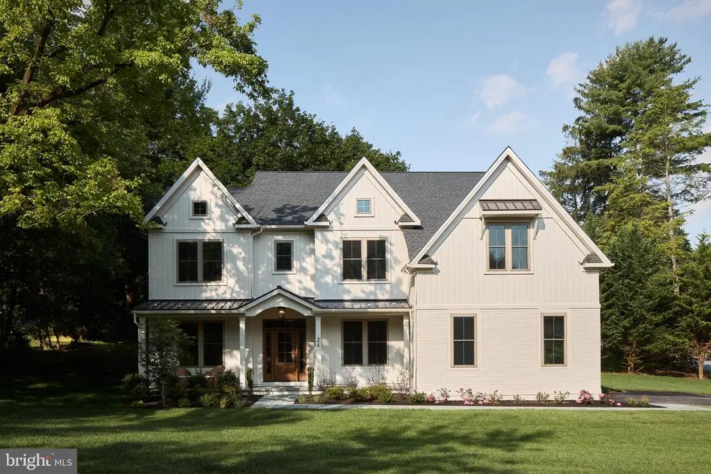 147 Lexington Manor, GLENMOORE