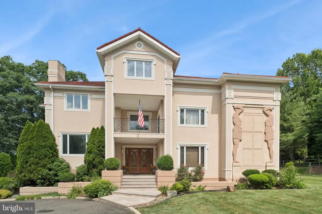 1439 Byberry Rd, HUNTINGDON VALLEY