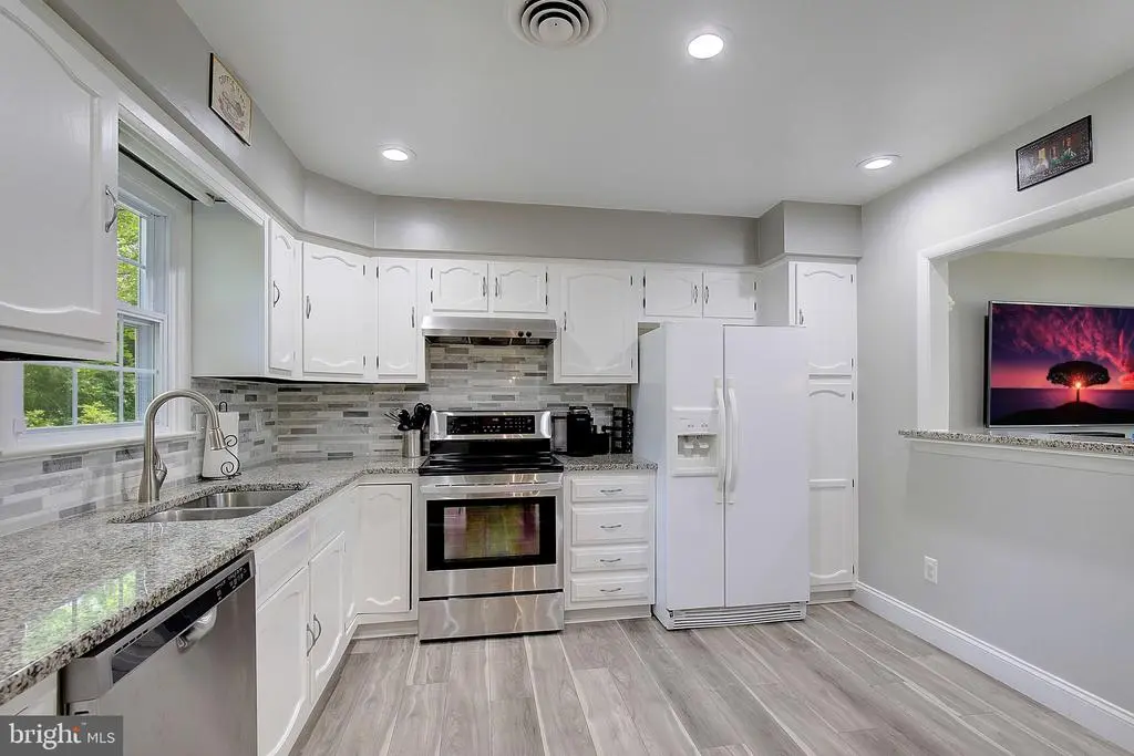 1326 Balsam St, St Leonard