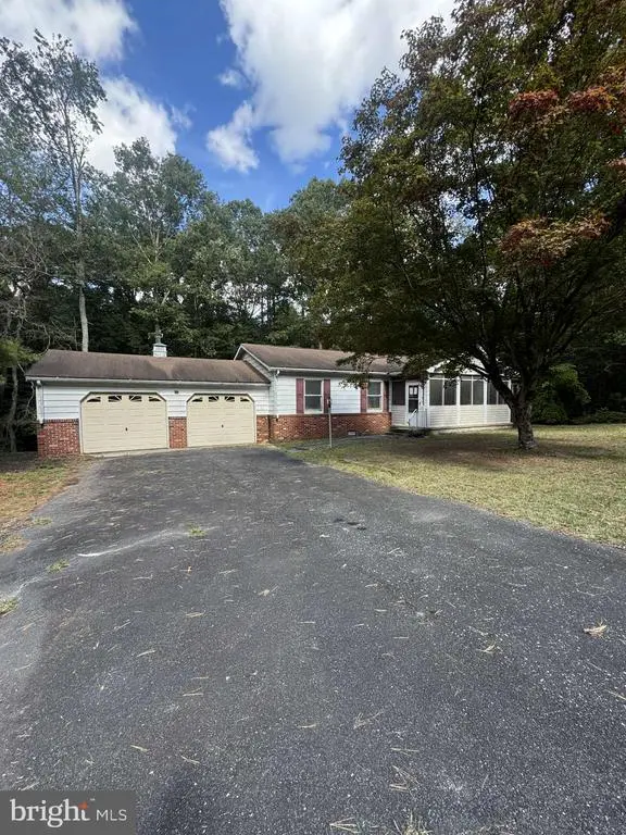 10883 Old Furnace Rd, SEAFORD