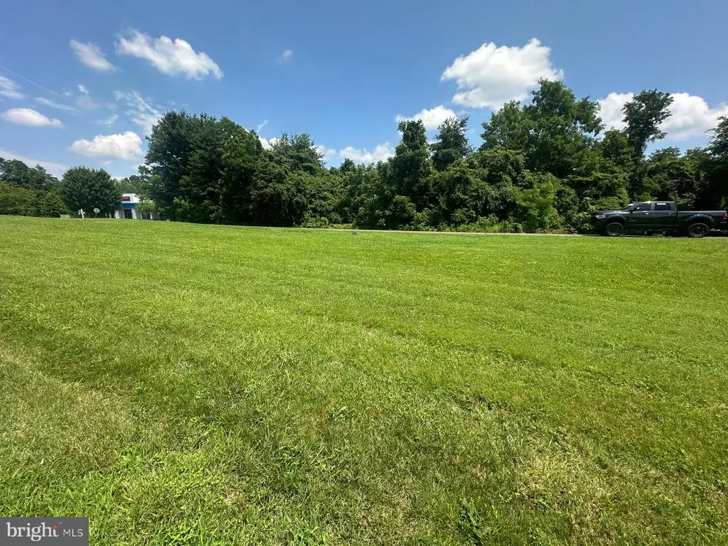 1 Industrial Rd, WARRENTON