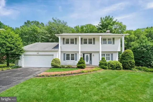 700 Halstead Rd, Wilmington