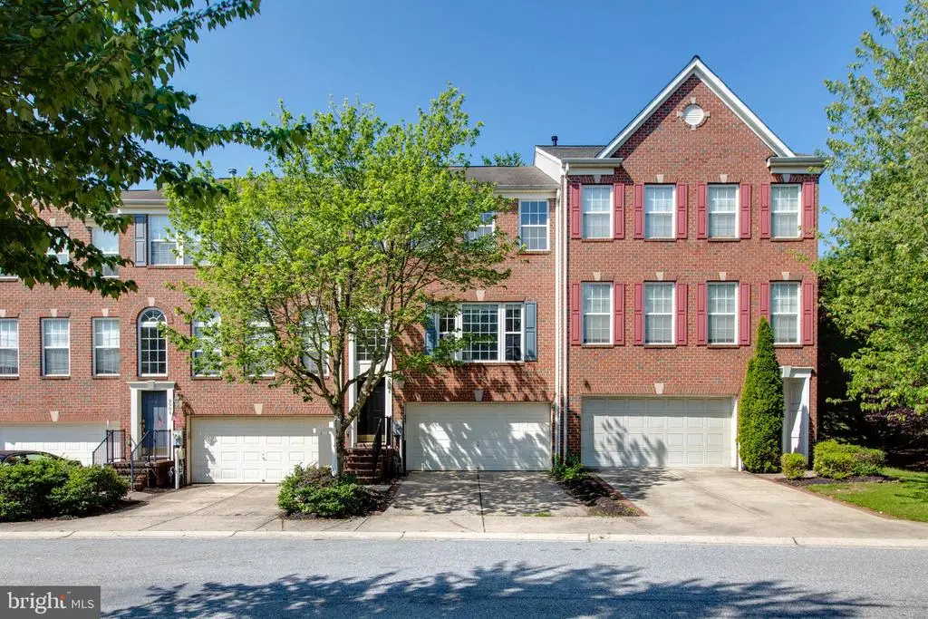 9904 Fragrant Lilies Way, Laurel