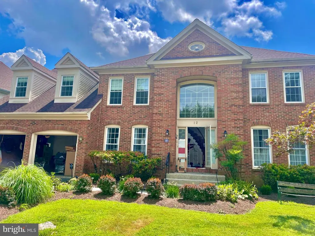 12 Leatherleaf Ct, Gaithersburg