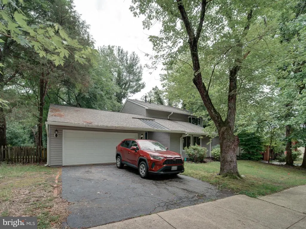 8610 Monmouth Dr, Upper Marlboro