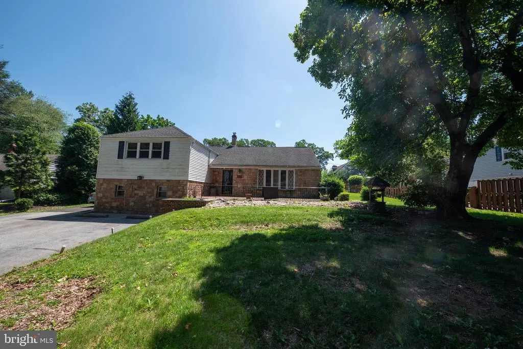 1612 E Willow Grove Ave, GLENSIDE