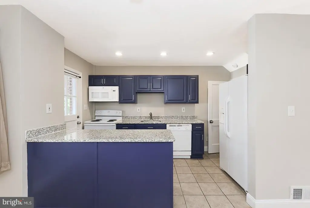 6922 Broening, Dundalk