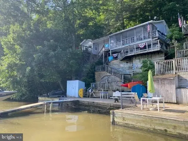 2140 Blackberry Lane, Darlington
