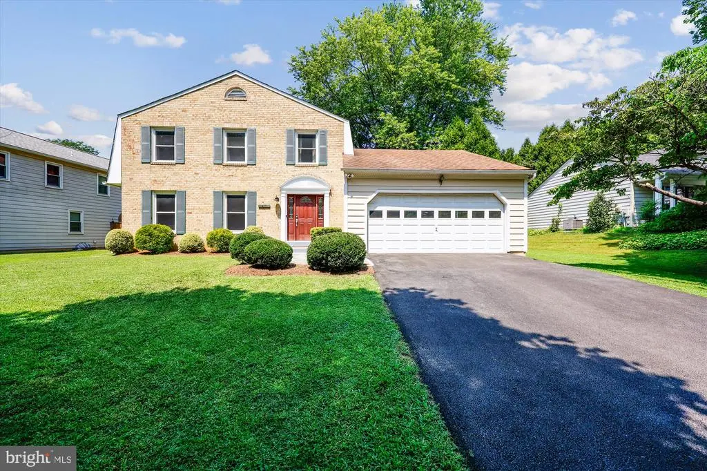 417 Hurley Ave, Rockville