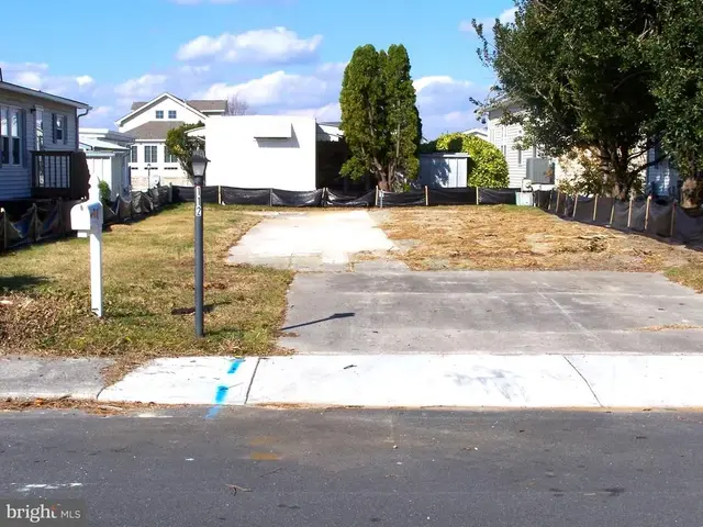 112 Pine Tree Rd, Ocean City