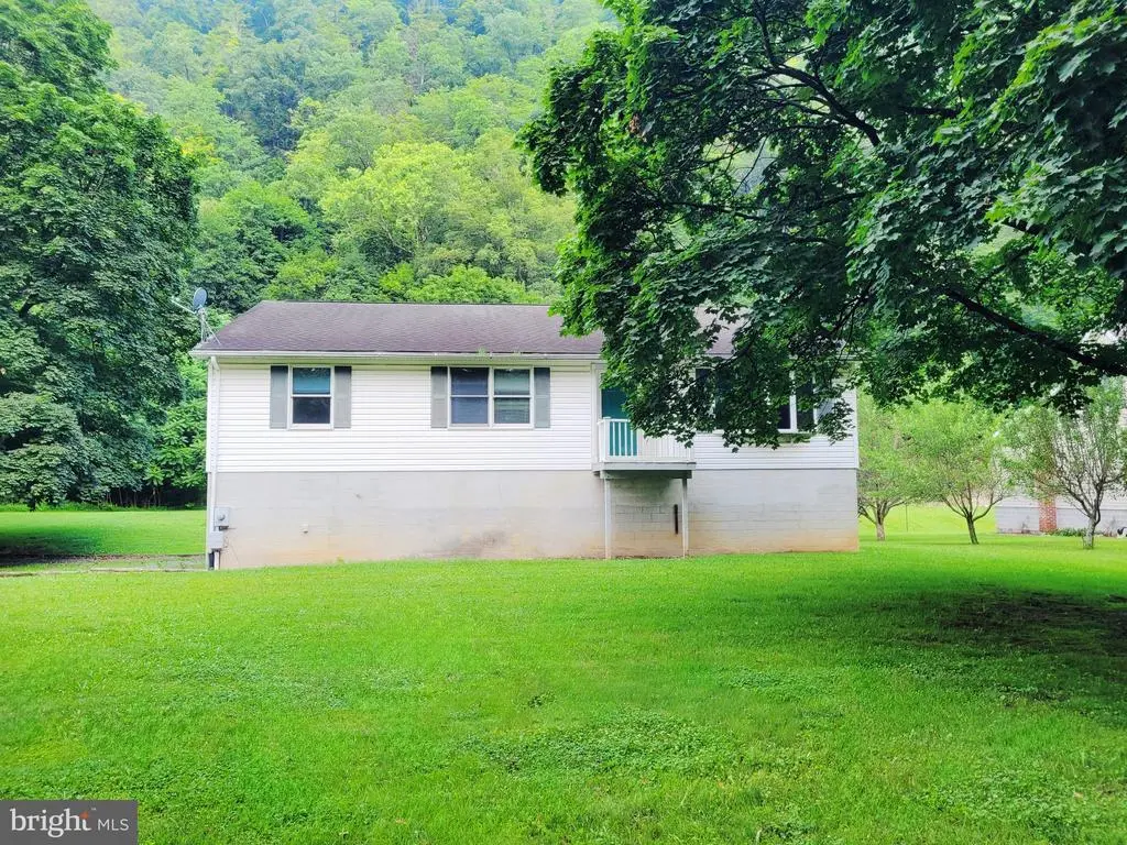 413 Braddock St, Lavale