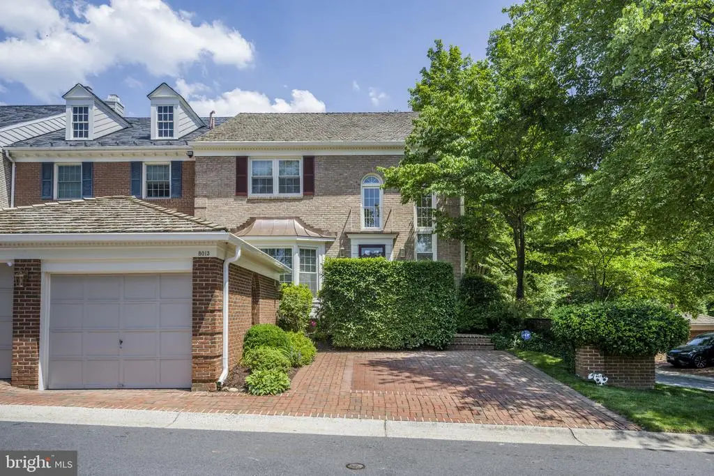 8013 Rising Ridge Rd, Bethesda
