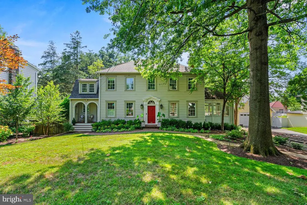 7406 Brookville Rd, Chevy Chase