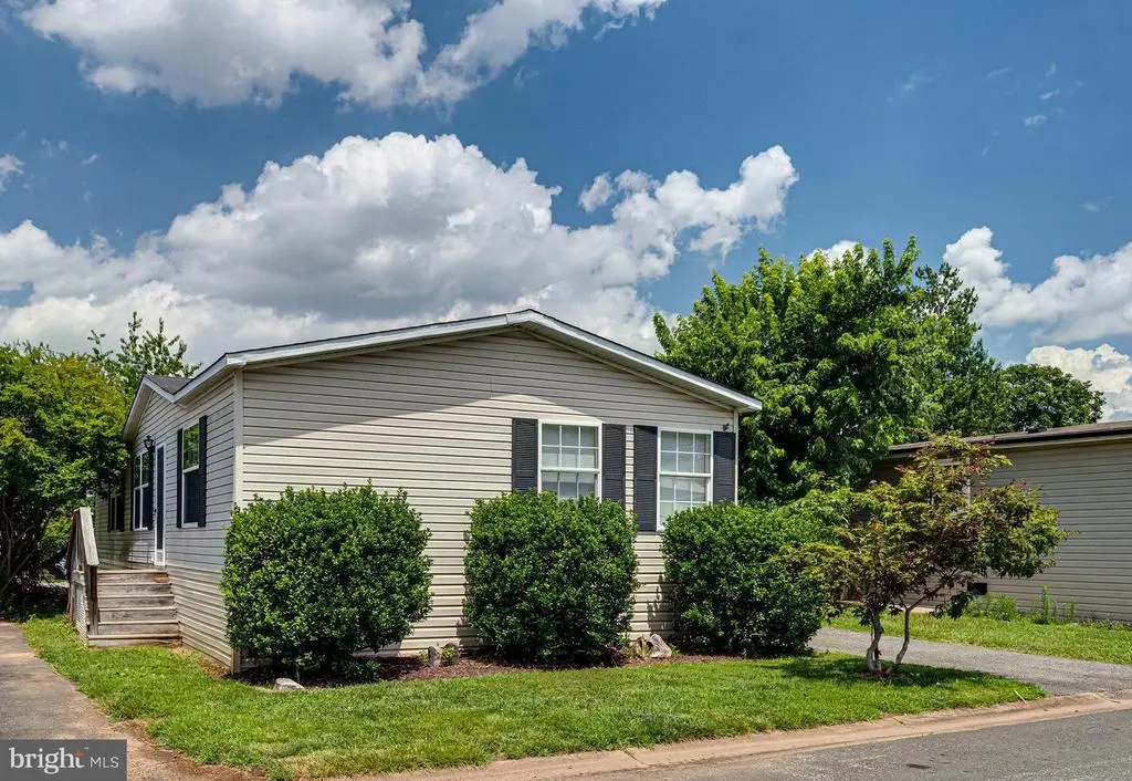 4258 Airline Pkwy, CHANTILLY