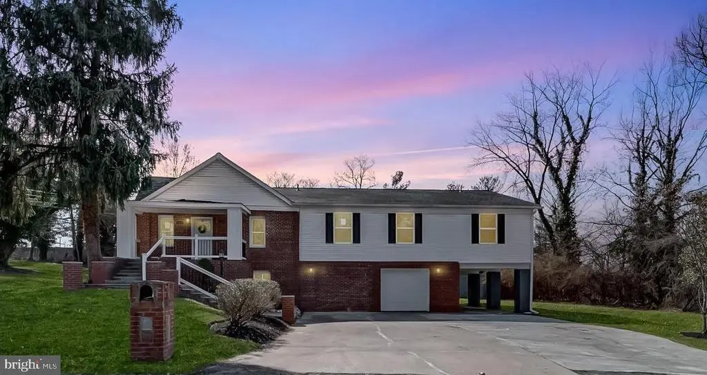 1501 Pine Grove, Capitol Heights