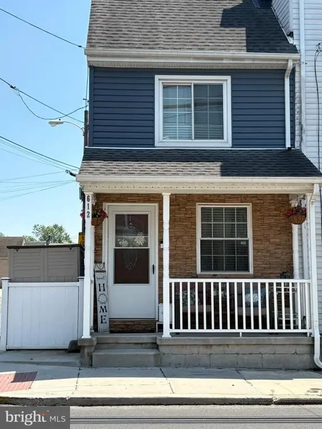612 Pond St, BRISTOL