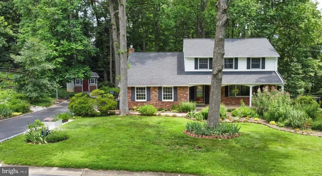 101 Maplewood Ln, Wilmington