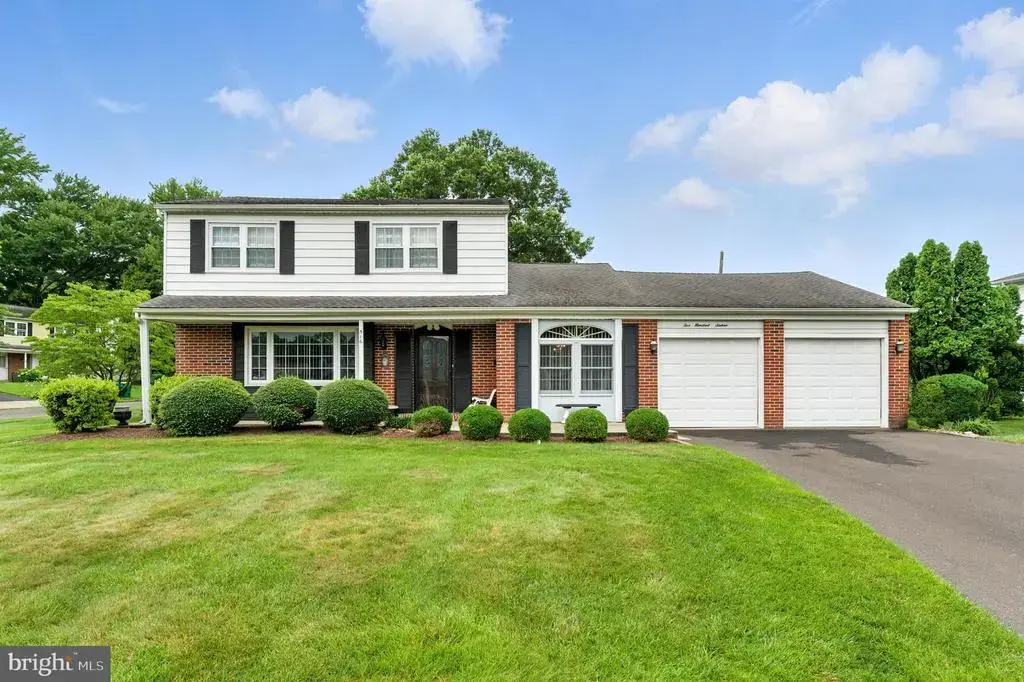 516 S Olds Blvd, FAIRLESS HILLS