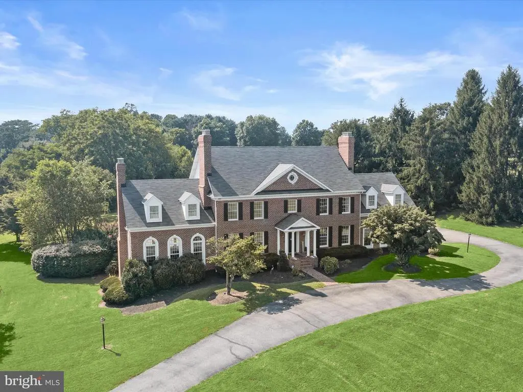 2310 Kings Arms Dr, Fallston