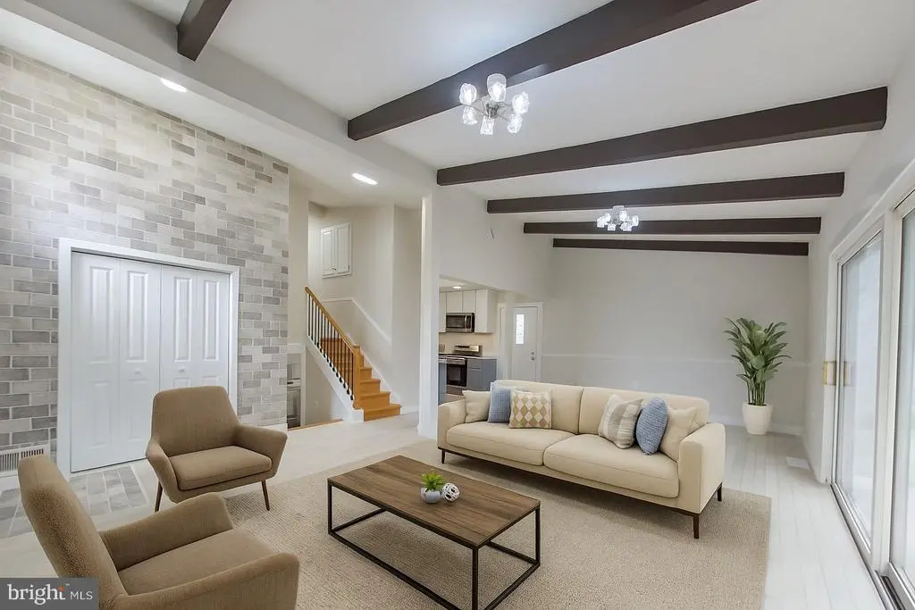 7803 Fordson Rd, ALEXANDRIA