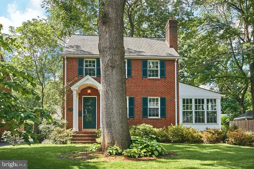 3511 3rd St N, Arlington