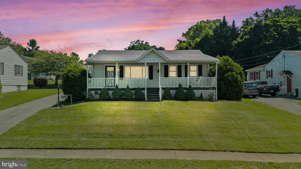 8409 Woodward St, Savage