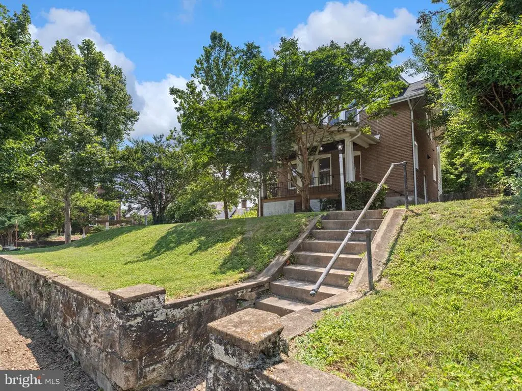 7200 8th St Nw, WASHINGTON