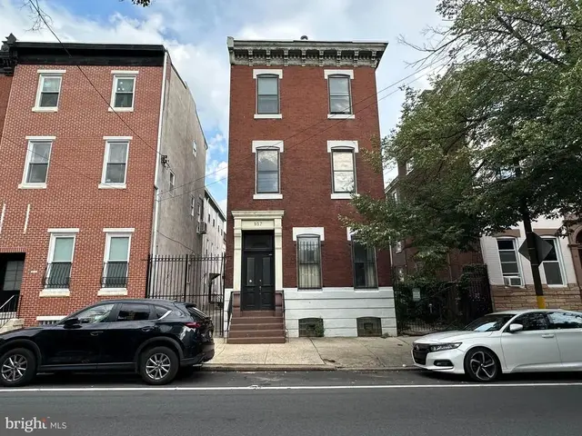 957 N 5th St, Philadelphia
