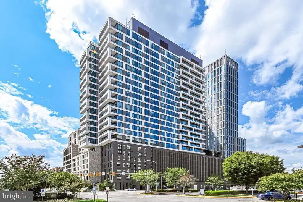 1650 Silver Hill Dr #2209, MCLEAN