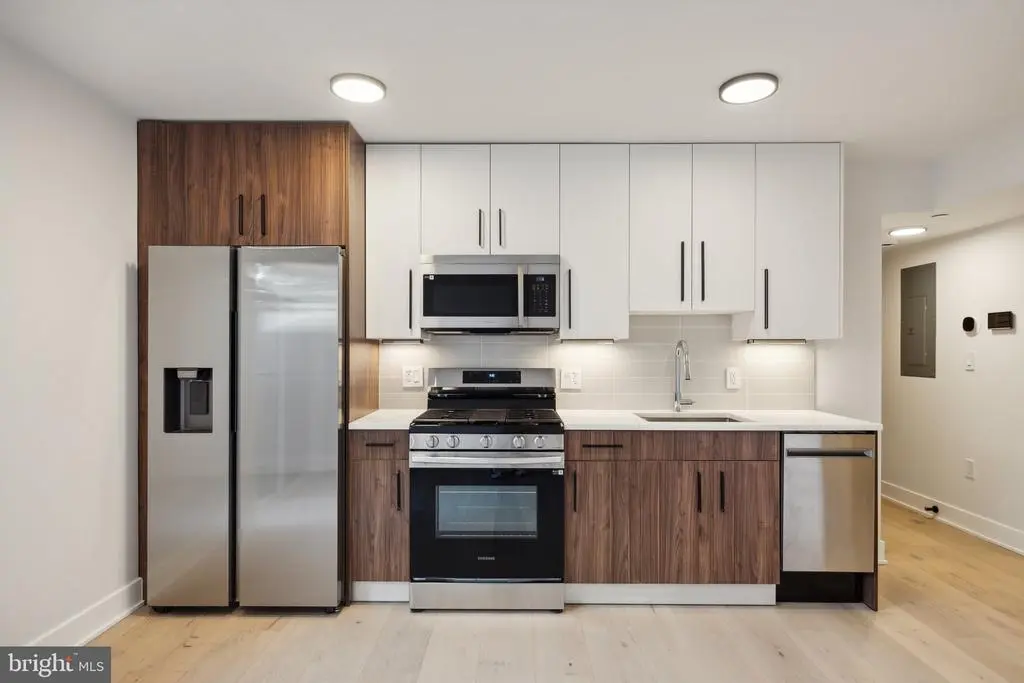 845 19th St Ne #unit 6, WASHINGTON