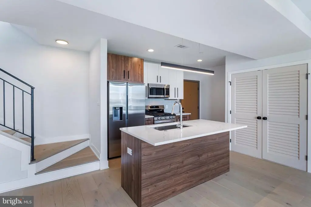 845 19th St Ne #ph-11, WASHINGTON