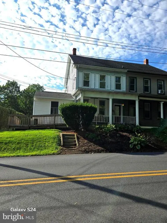 214 E Maple St, LEBANON