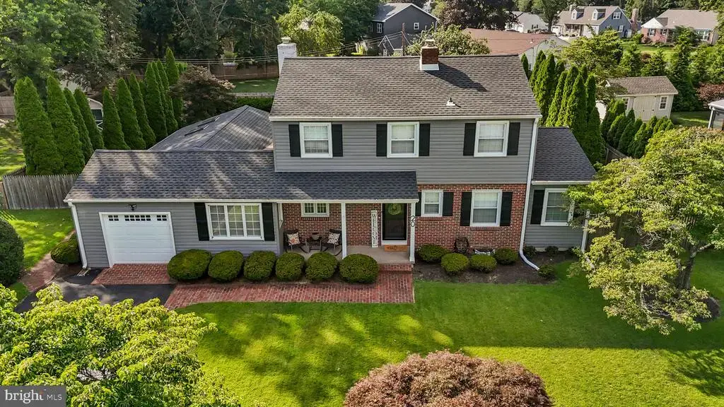 20 Glen Dr, YARDLEY