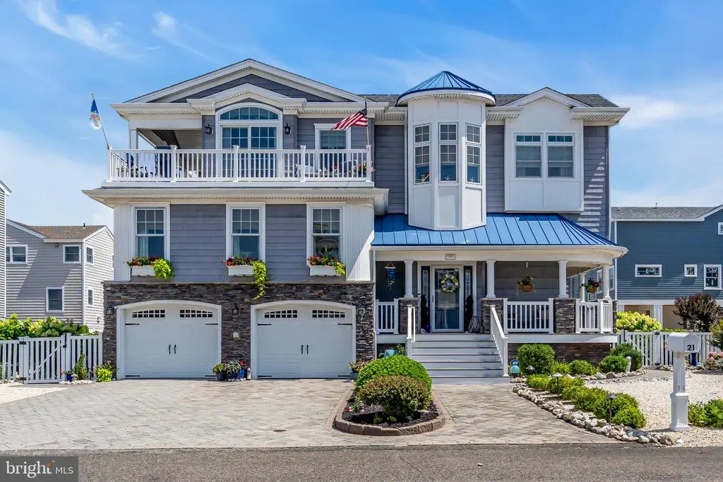 21 W Magnolia Ave W, Long Beach