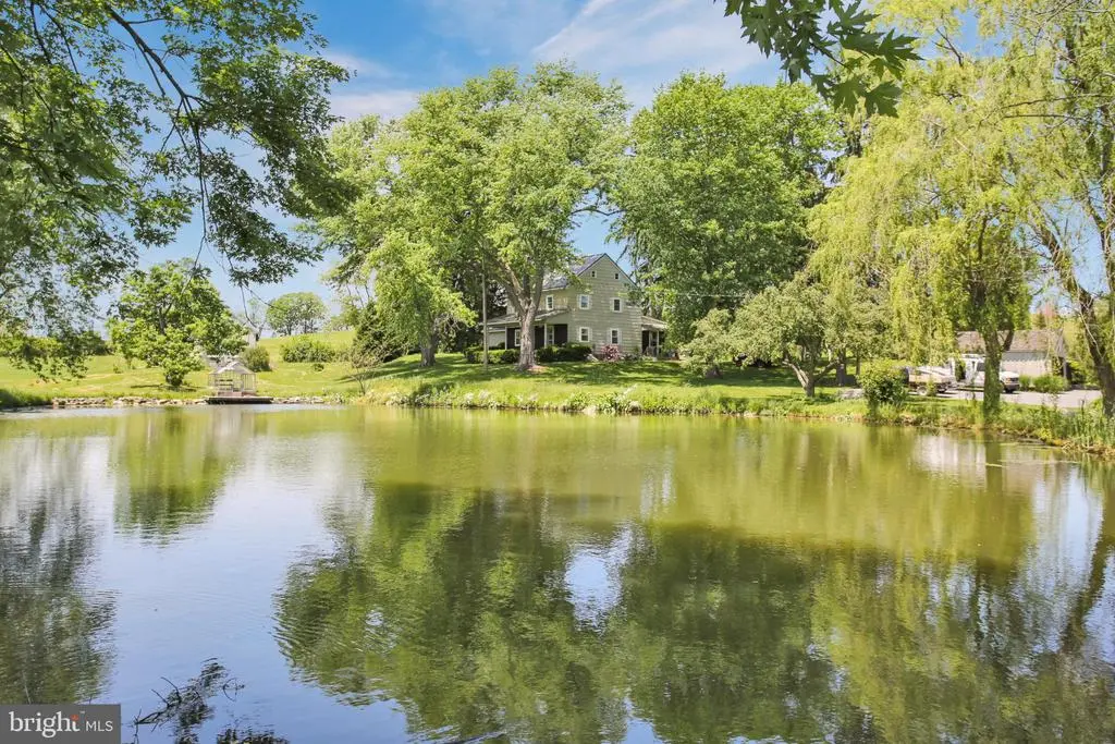 233 Hetrick Rd, BERNVILLE