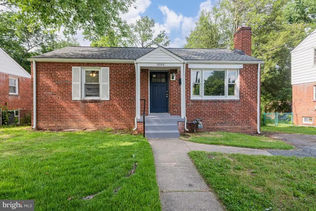 5006 Laguna Rd, College Park