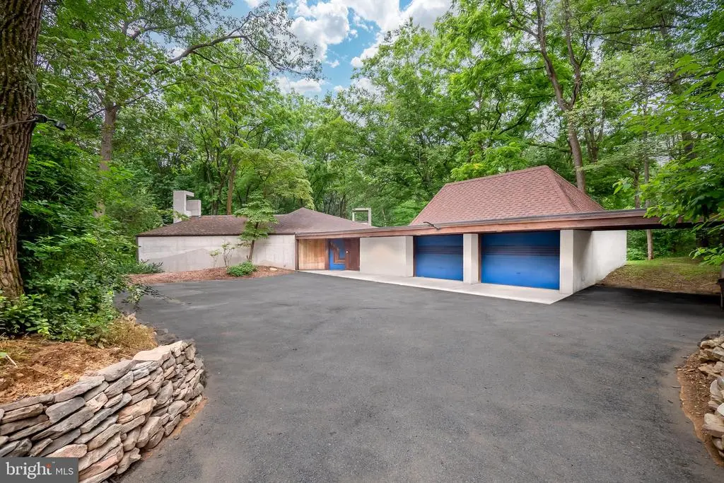 2300 S Cedar Crest Blvd, ALLENTOWN