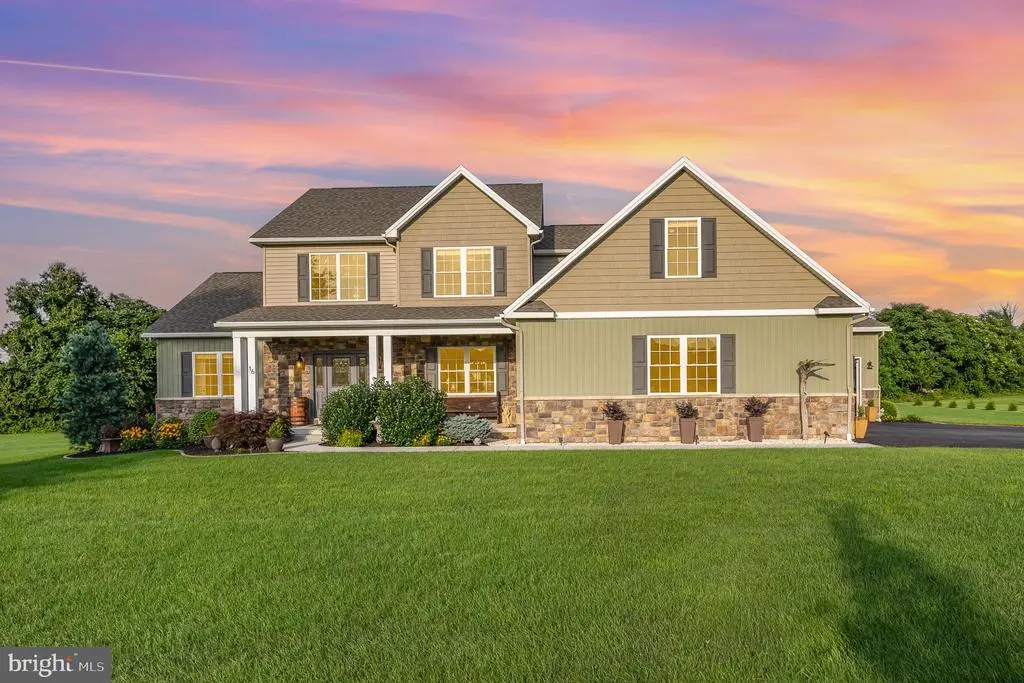 16 Peyton Dr, Carlisle