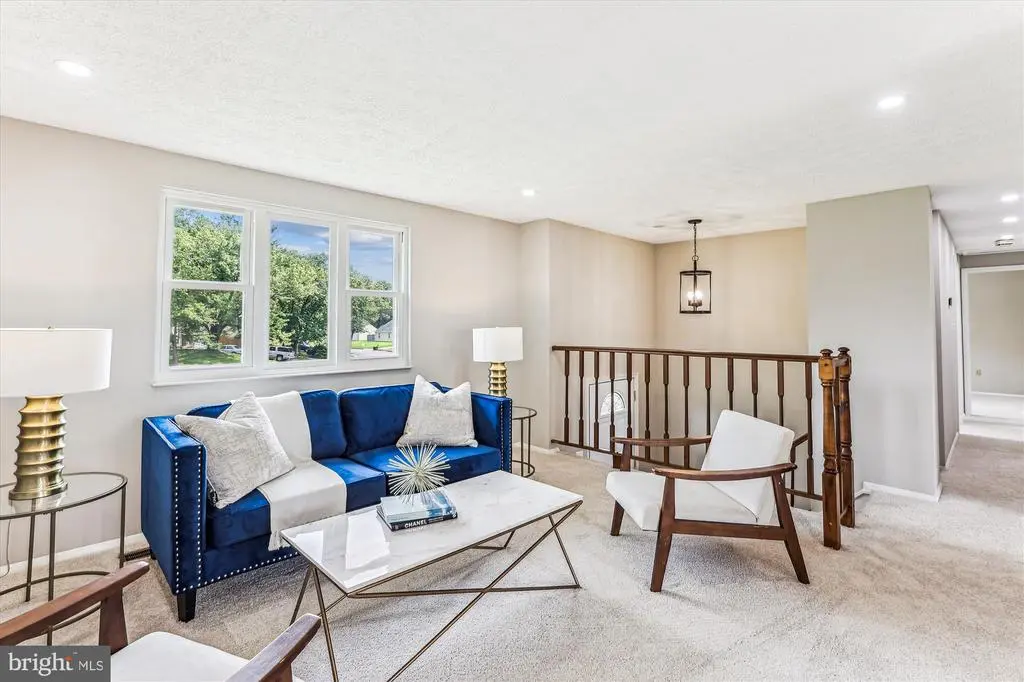 7006 Bedrock Rd, ALEXANDRIA