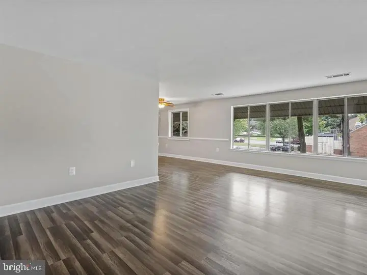 18701 Walkers Choice Rd #5, Gaithersburg