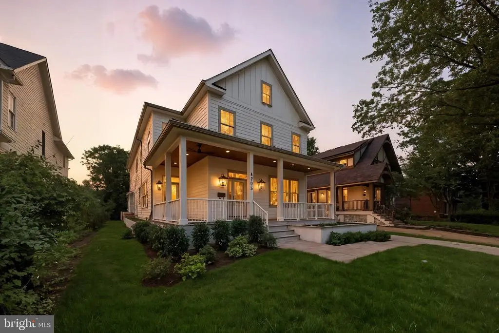 4705 25th St N, Arlington