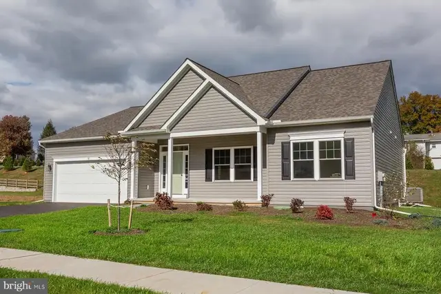 16 Ridgewood Rd #(douglas), Quarryville