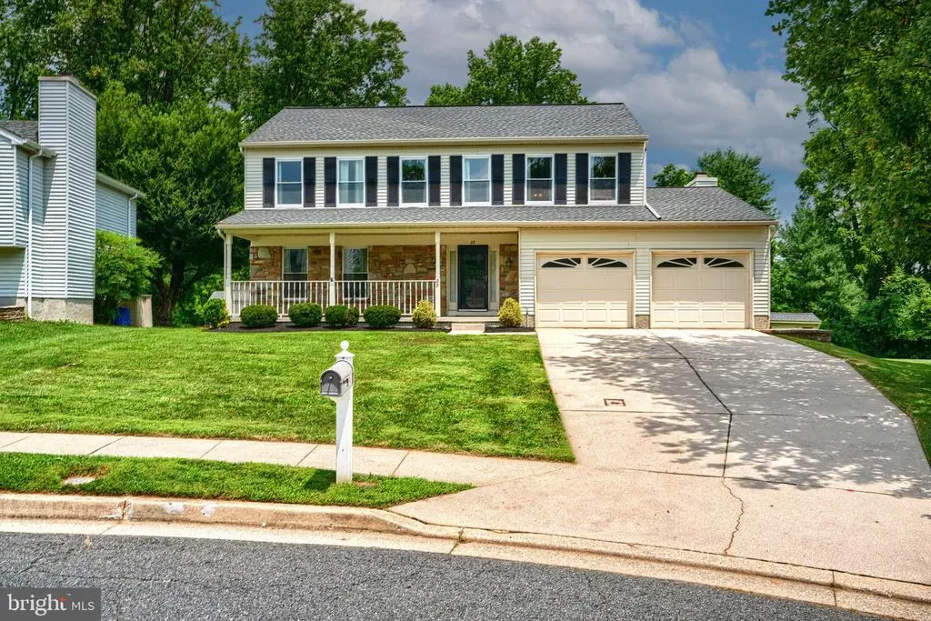 22 Skywood Ct, Parkville