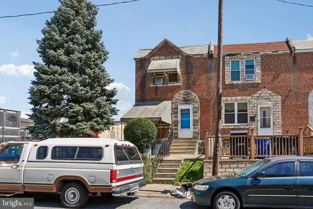 4011 Marple St, PHILADELPHIA