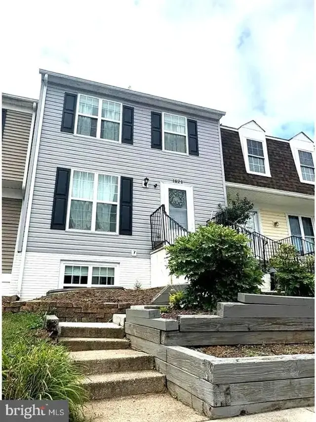 1821 Dulaney Ct, Frederick
