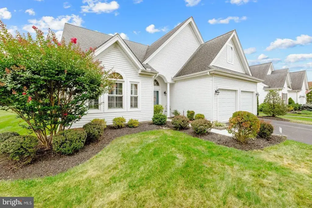 430 Homestead Cir, WARRINGTON