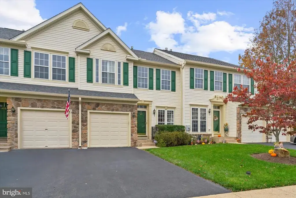 813 Geranium Dr, WARRINGTON