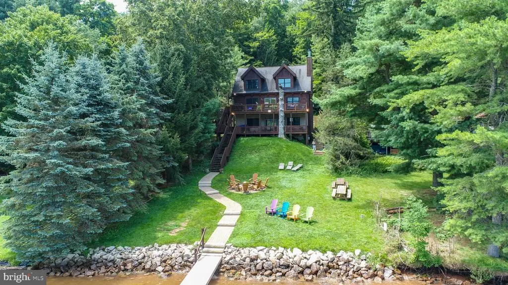 793 Marsh Hill Rd, Mc Henry