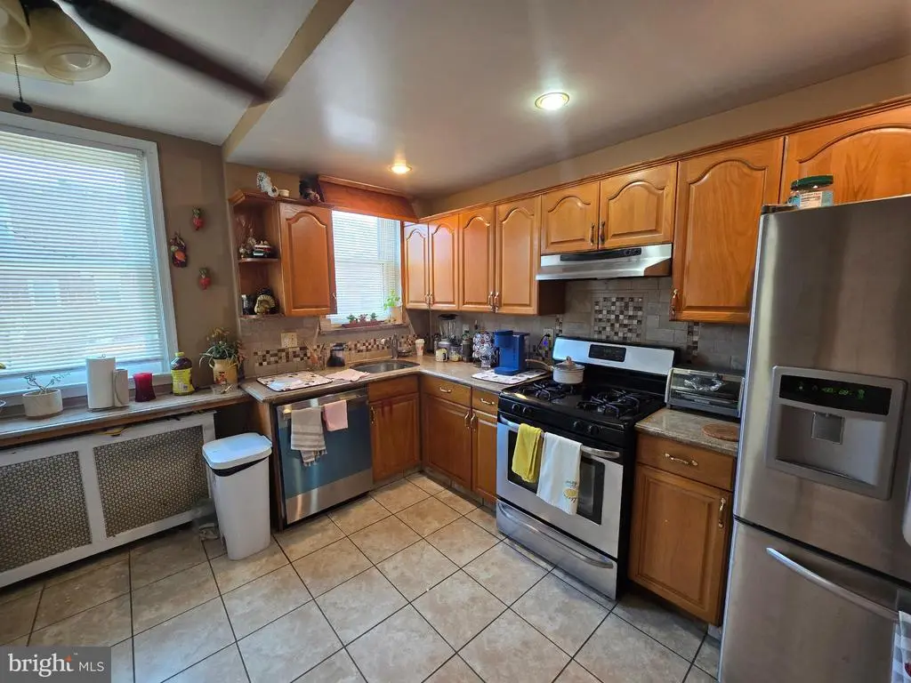 1216 Knorr St, PHILADELPHIA