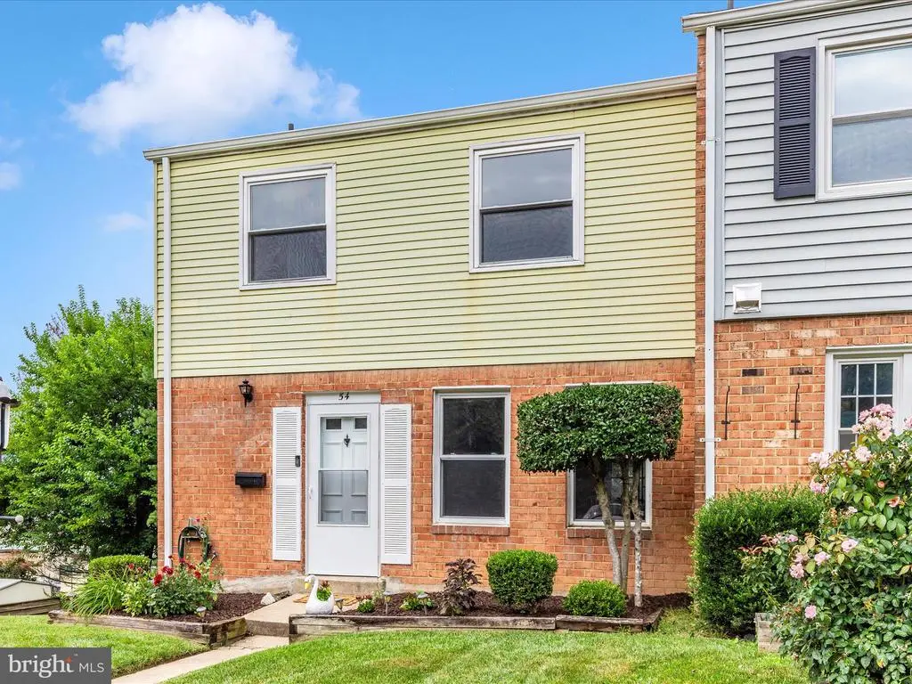 54 Orchard Dr, Gaithersburg